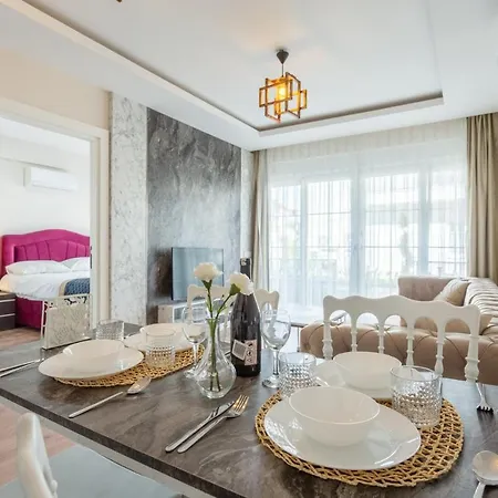 The Classe Collection 24 Apartment *